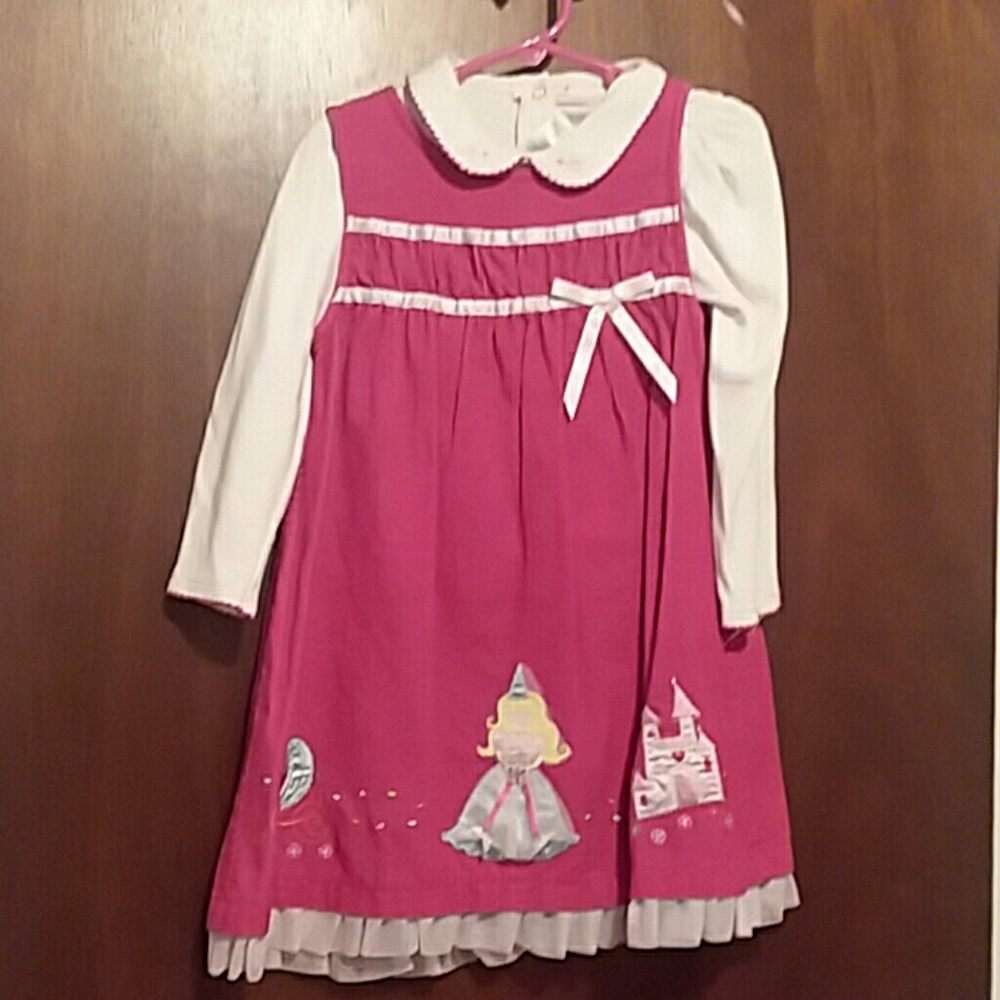 Girls dress